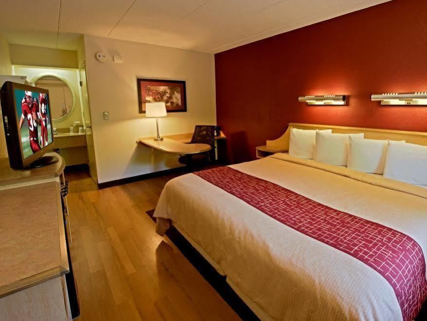 Red Roof Inn Akron Εξωτερικό φωτογραφία